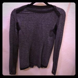 Lulu Lemon long-sleeved top